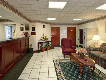 Days Inn By Wyndham Lexington-Columbia מראה חיצוני תמונה